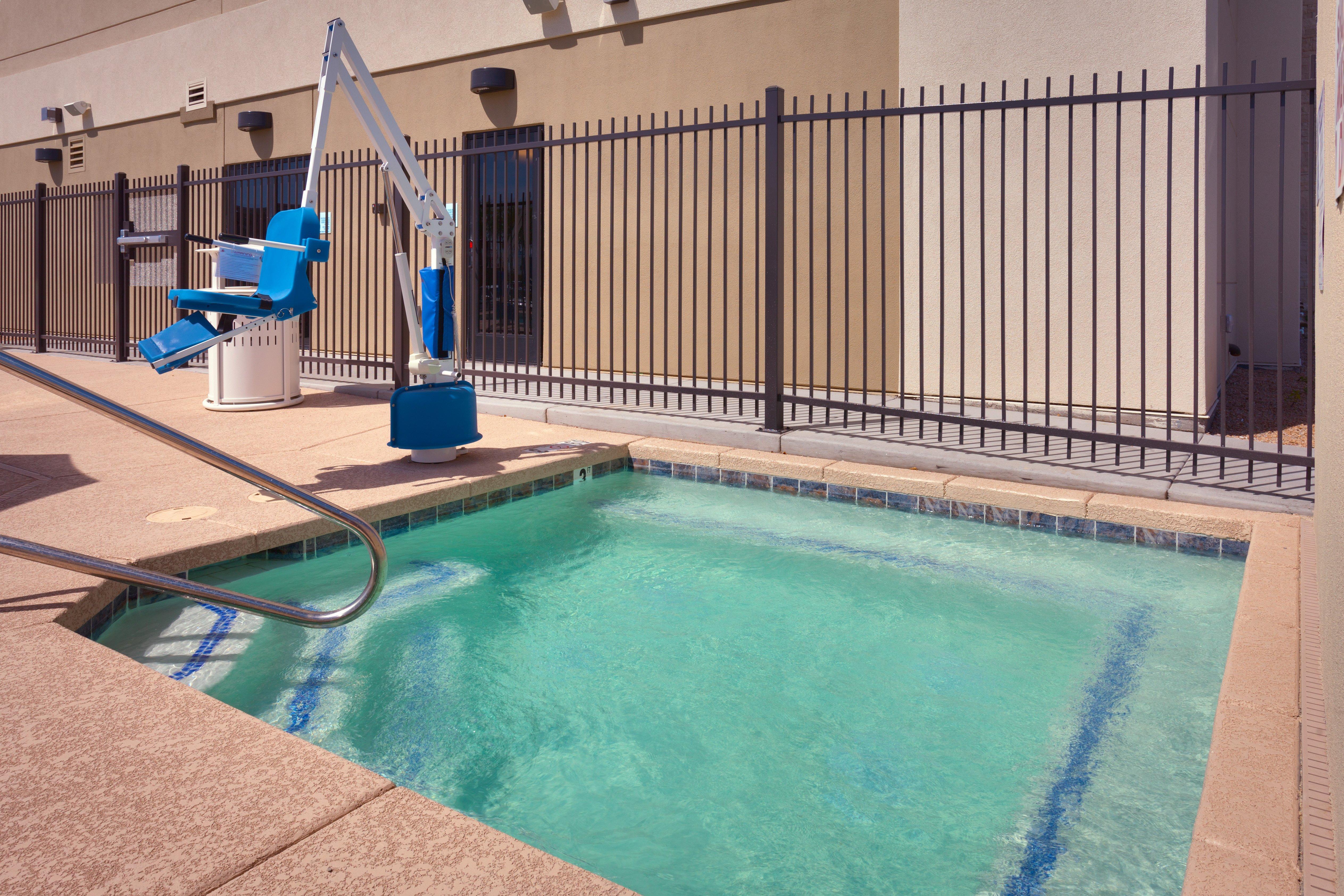 Holiday Inn Express & Suites Phoenix West - Buckeye By Ihg Exterior photo