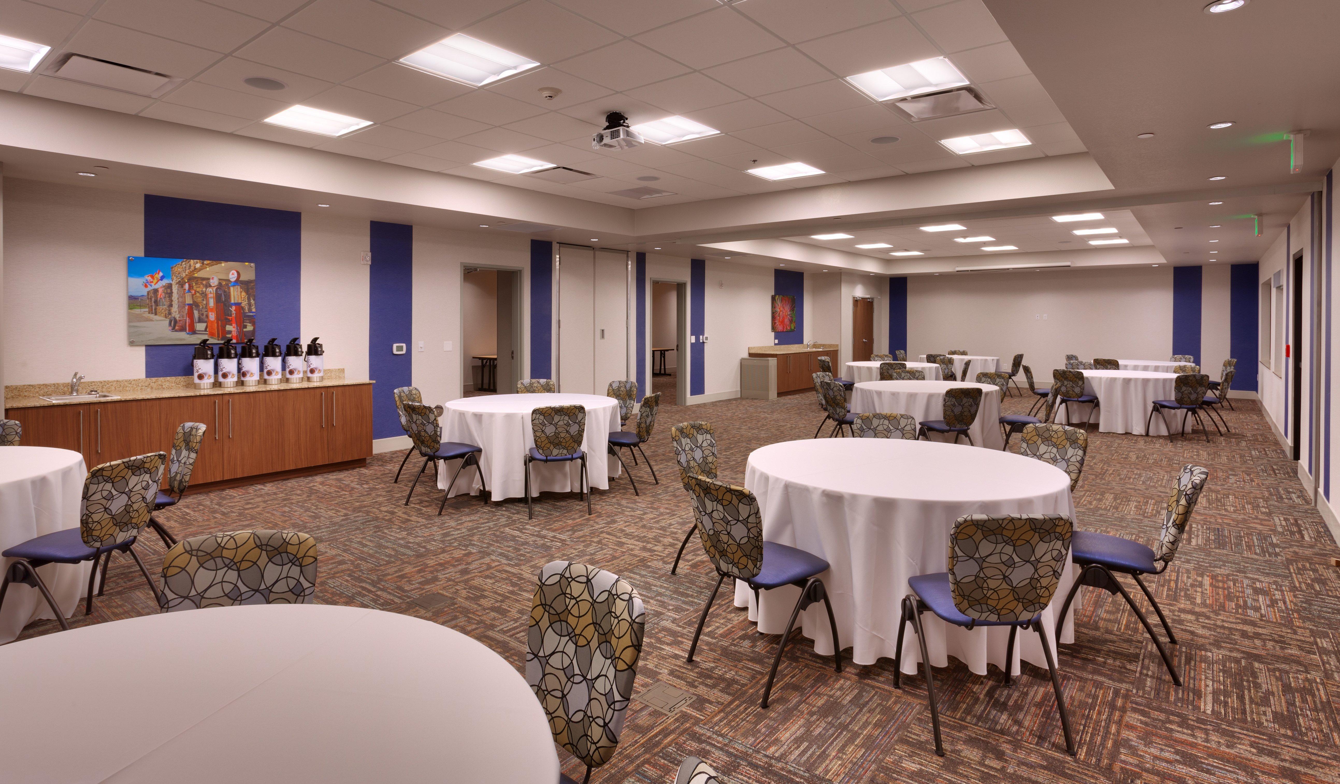 Holiday Inn Express & Suites Phoenix West - Buckeye By Ihg Exterior photo