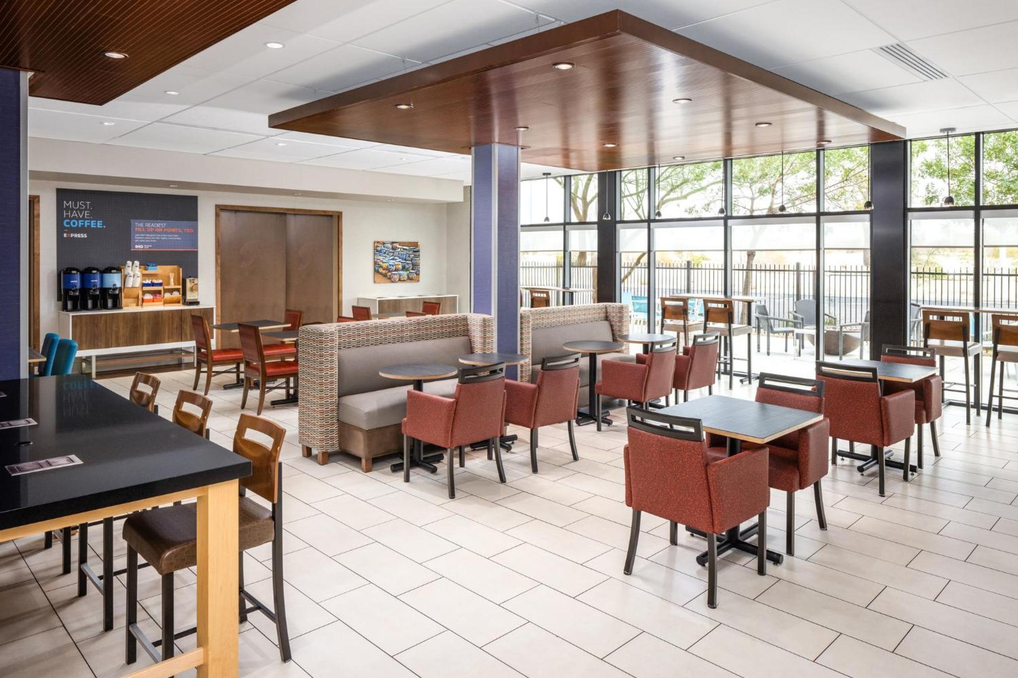 Holiday Inn Express & Suites Phoenix West - Buckeye By Ihg Exterior photo